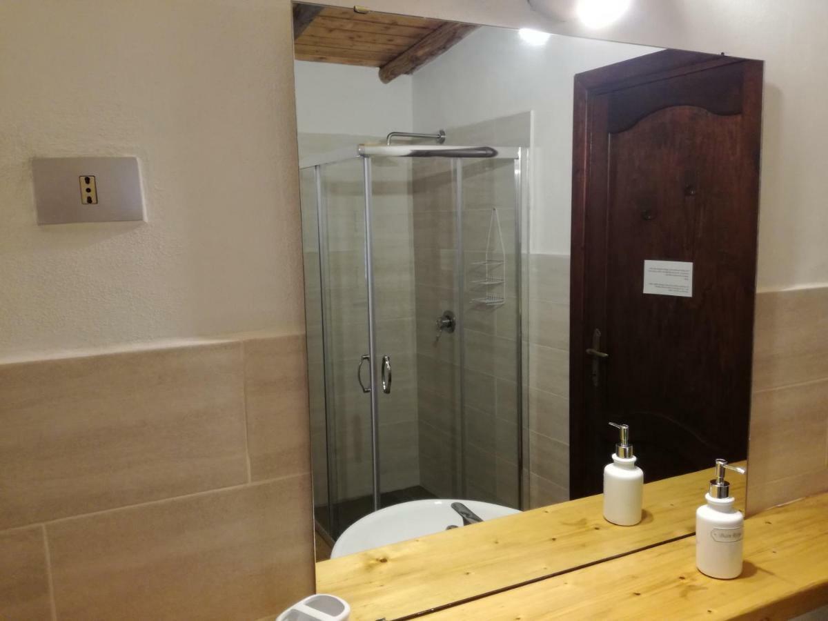 فندق سانتا تيريزا غالّورافي  Agriturismo La Valletta المظهر الخارجي الصورة